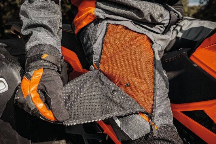 KTM Terra Adventure Pro: Coleção dedicada ao amantes de grandes viagens