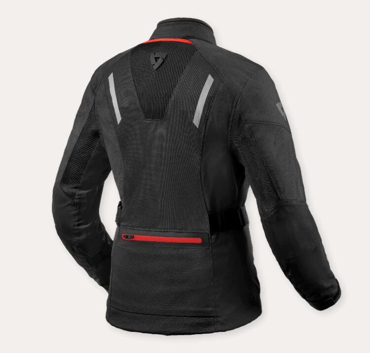 REV’IT apresenta o blusão Levante 2 H2O Ladies