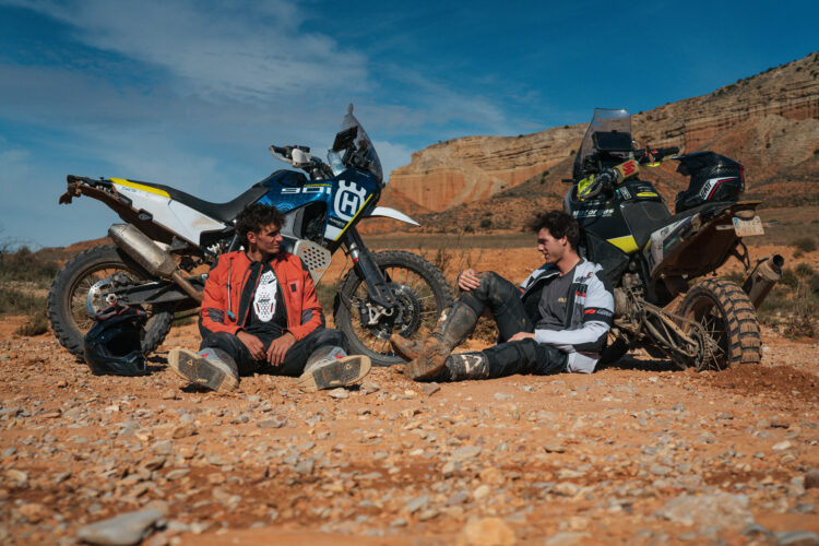 LEATT: Blusão e calças ADV Rally 5.5,  ventilação extraordinária para excelência fora de estrada