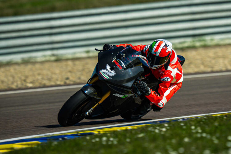 Ducati V21L, modelo elétrico de MotoE com novas atualizações para 2025