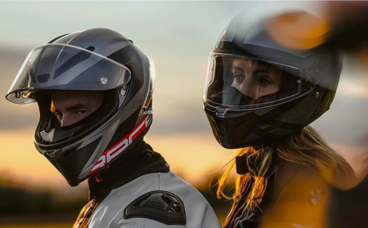 Num capacete, qual a viseira mais recomendada?