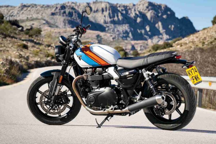 Triumph Speed Twin 900  | Melhorias acentuadas | Contacto