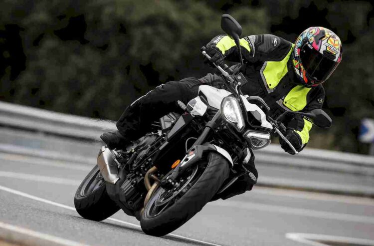 ACEM e FIM promovem cursos de condução