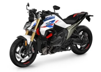 Novidade / BMW R 1300 R / Mais desportiva, potente e versátil