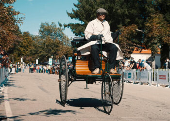 “O Museu na Rua” regressa a 3 de Maio e traz para a estrada o primeiro automóvel do mundo
