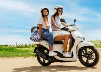 Via Verde faz parceria com as scooters da Cooltra