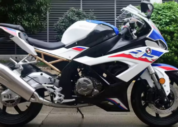 Clone chinês descarado da BMW S 1000 RR