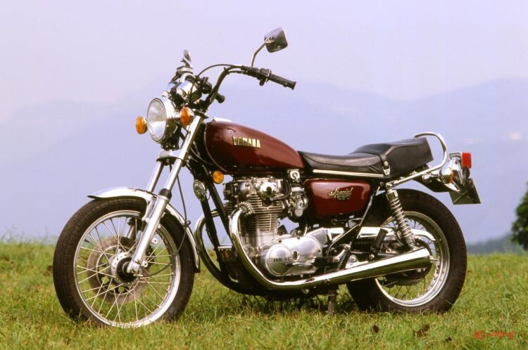 Clássicas : Das icónicas Choppers às primeiras motos semi-carenadas