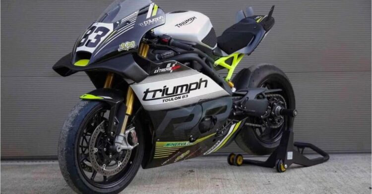 Como a S2 Concept  transformou uma Triumph Speed ​​​​​​Triple numa “Daytona” 1200