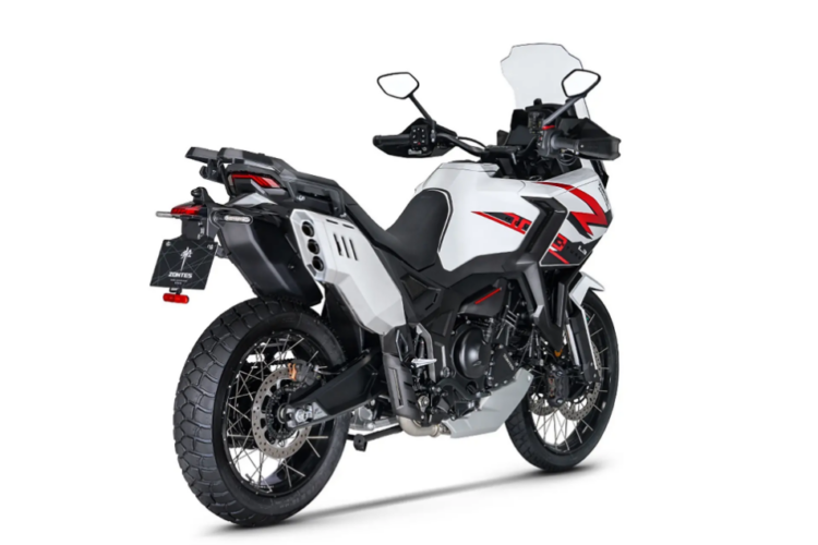 Zontes ZT703-F / Uma crossover High-Tech