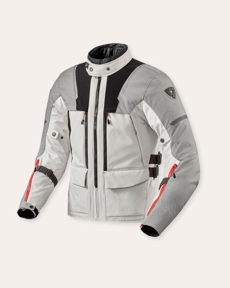 Blusão Offtrack 2 H2O: Versátil para todas as estações, em ambiente de aventura