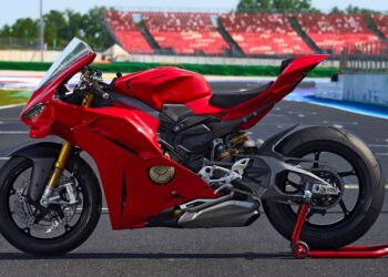 Ducati trabalha numa embraiagem automática