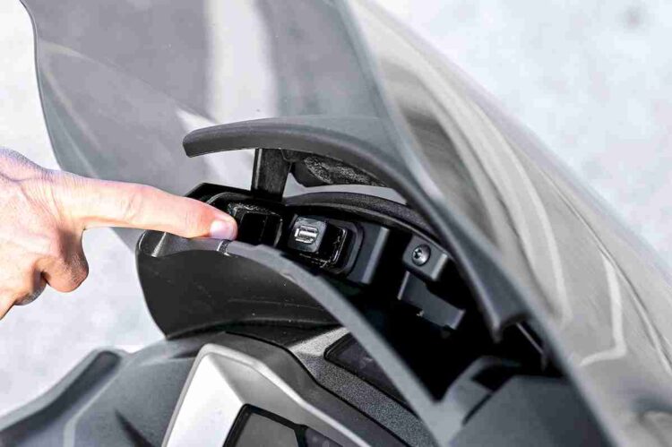 Piaggio MP3 310 | Receita apurada | Contacto