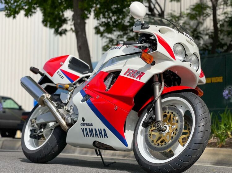 Yamaha FZR750R OW-01: Nasceu para bater a Honda e a Ducati, mas foi um fiasco