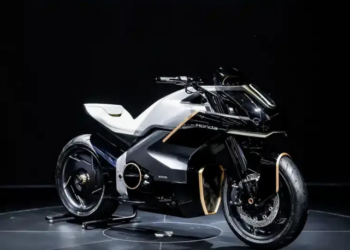 Honda apresenta a naked desportiva elétrica do futuro
