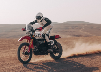 RE Fuel Fury 650 | Filha do deserto