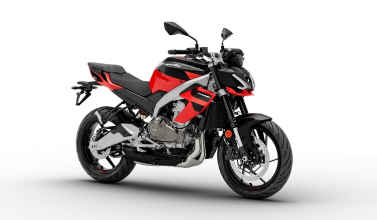 Aprilia Tuono 457 chega ao mercado nacional