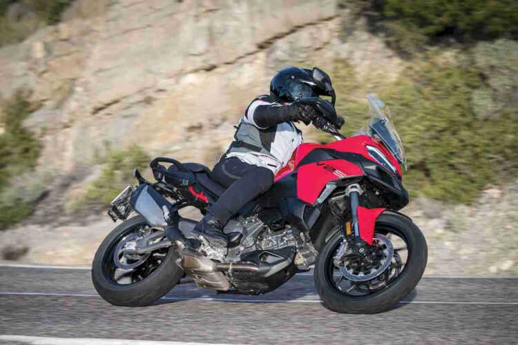 Ducati Multistrada V2 S | Leveza revolucionária | Contacto