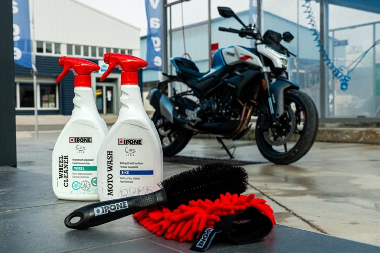 Ultimate Motorcycle Cleaning Kit: Limpeza potente, manutenção sem esforço