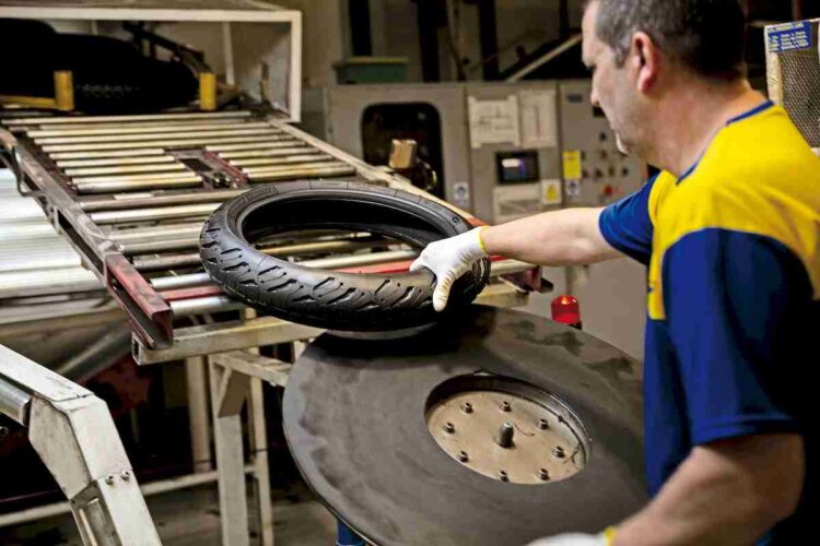 Visita à fábrica Michelin em Lasarte | Fabricar o futuro | Reportagem