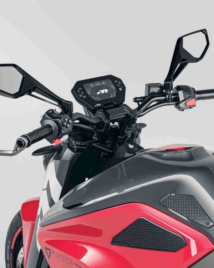 Contacto | Ultraviolette F77 | Sem receio do futuro