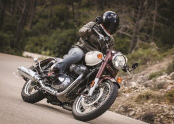 Royal Enfield Bear 650 / Classic 650 | Personalidades fortes | Contacto