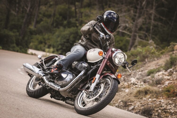 Royal Enfield Bear 650 / Classic 650 | Personalidades fortes | Contacto