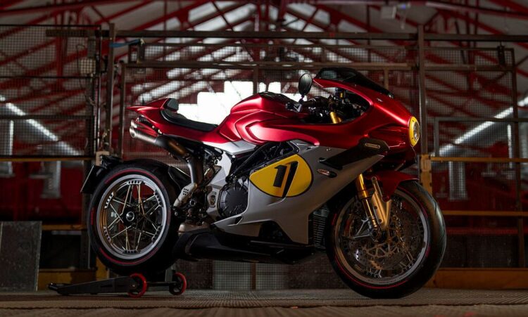 MV Agusta Superveloce 1000 AGO | Um tributo à lenda