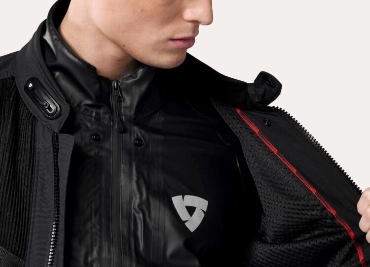 A REV’IT! apresenta nova cor do blusão Levante 2 H2O