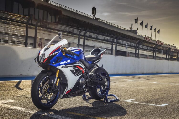 Suzuki GSX-R1000R 40th Anniversary 2026: A lenda renova-se