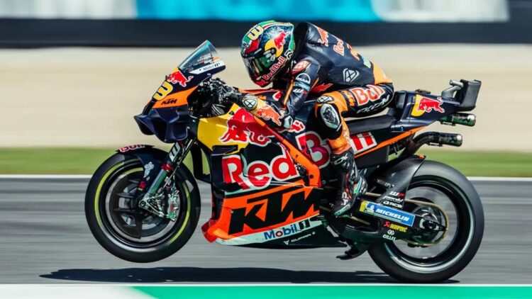 A MotoGP mais rápida da história foi a leilão