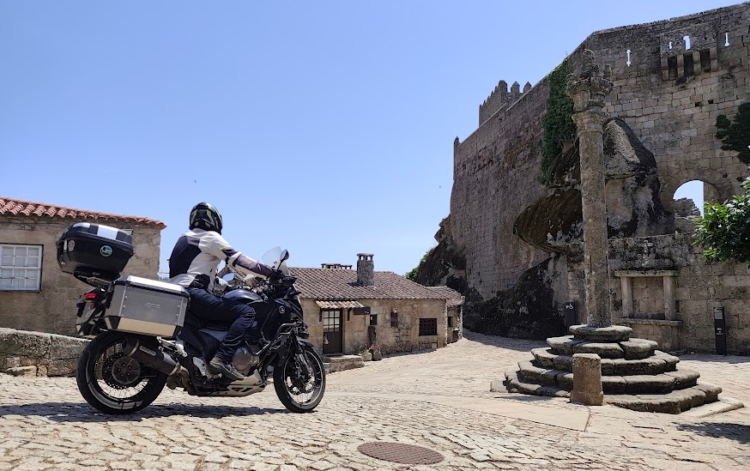 Troféu Nacional de Moto-Ralis Turísticos: Surpresas e história sob um Sol inclemente