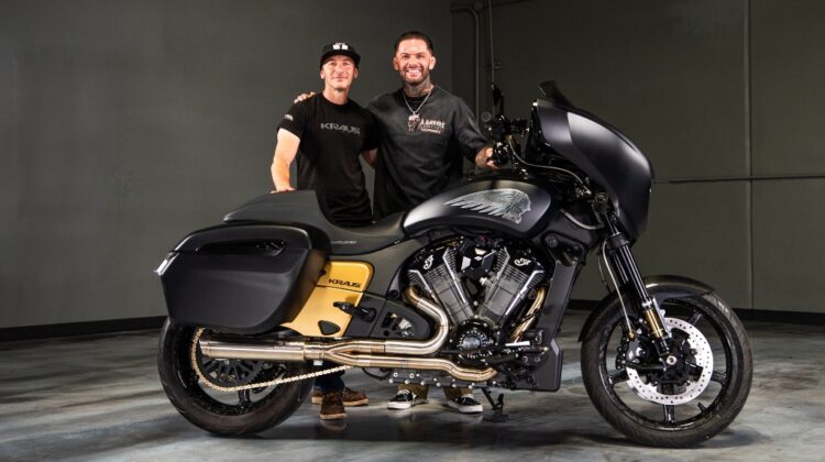 Indian Chieftain PowerPlus by Kraus Motor Co. para o ex-campeão do UFC Cody Garbrandt