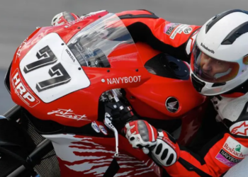 A moto de Michael Schumacher está à venda