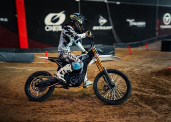 Talaria KOMODO chega a Portugal;  A Revolução Elétrica em duas rodas