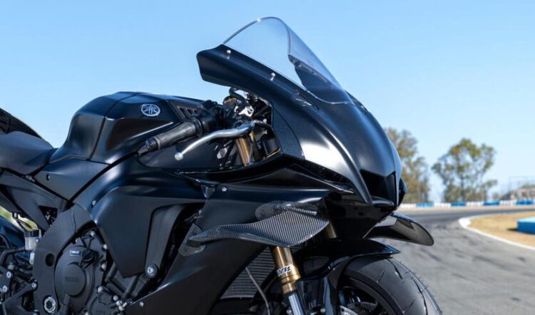 Yamaha antecipa um possível regresso da sua icónica desportiva