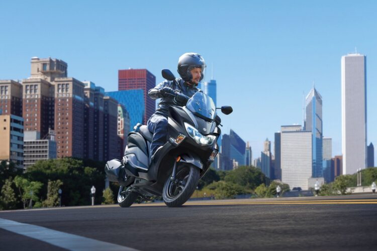 Suzuki Burgman Street 125EX 2026: Mais silenciosa e com novas cores