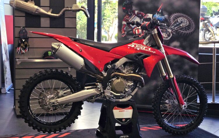 Nova Ducati Desmo450 MX em ‘première’ na Ducati Lisboa