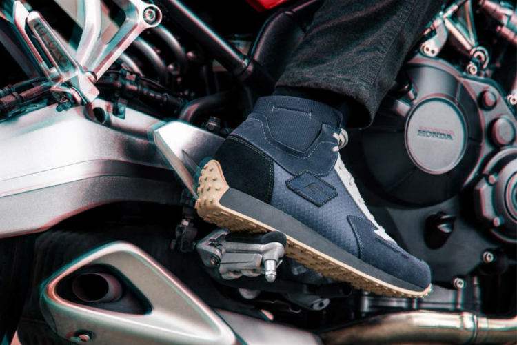 Botas Gaerne G-RUE AQUATECH para uso urbano