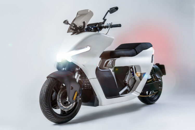Hexia One: Uma super scooter elétrica criada por estudantes