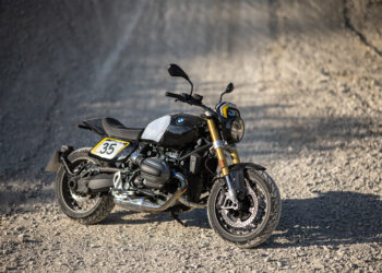 BMW R 12 nineT ganha visual Flat Tracker com novo kit oficial