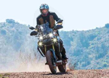 Contacto | Voge 625 DSX | Império do Meio
