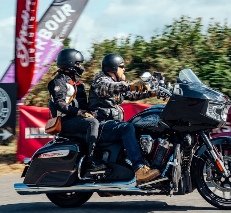 Motociclistas da Indian celebram o Rally Nacional 2025 na Cornualha