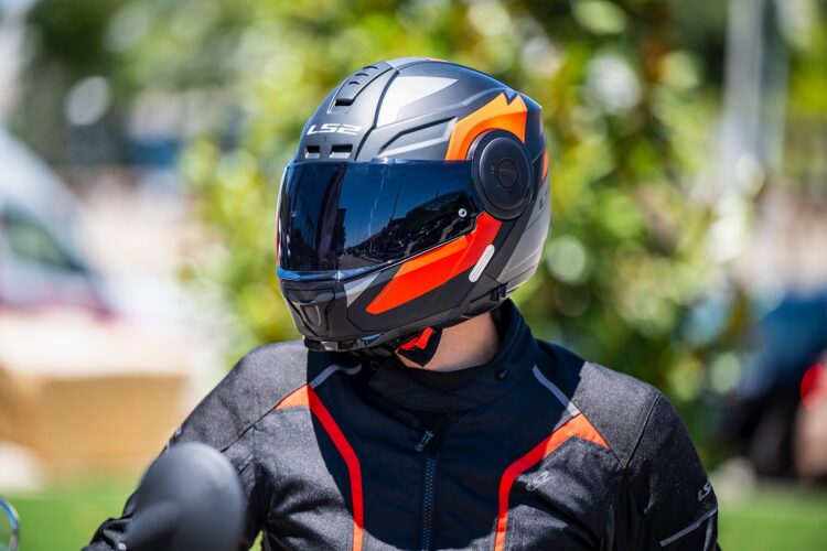 Capacete LS2 Scope II atualizado com homologação ECE 22.06