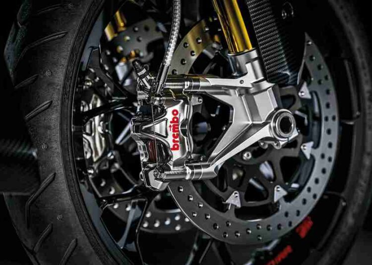 Supermoto | Harley-Davidson CVO Road Glide RR | Um “monstro” de circuito