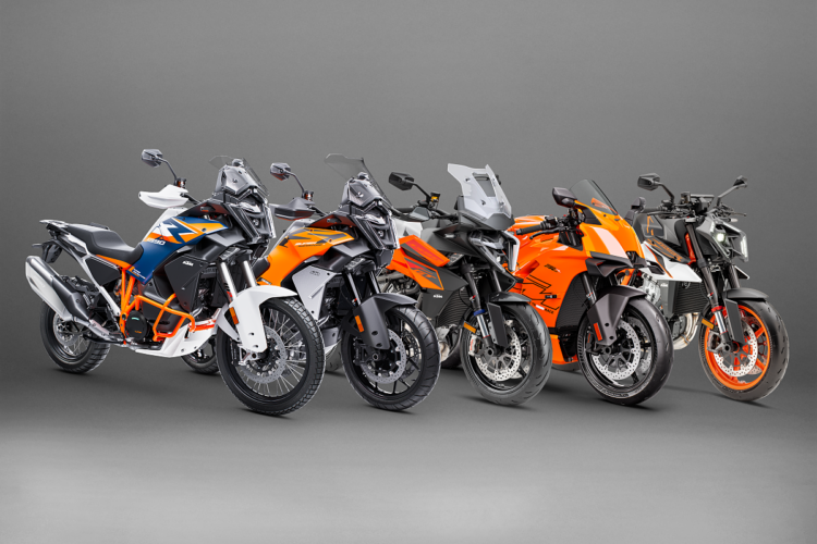 KTM: Atualização do lançamento dos modelos Street e Adventure