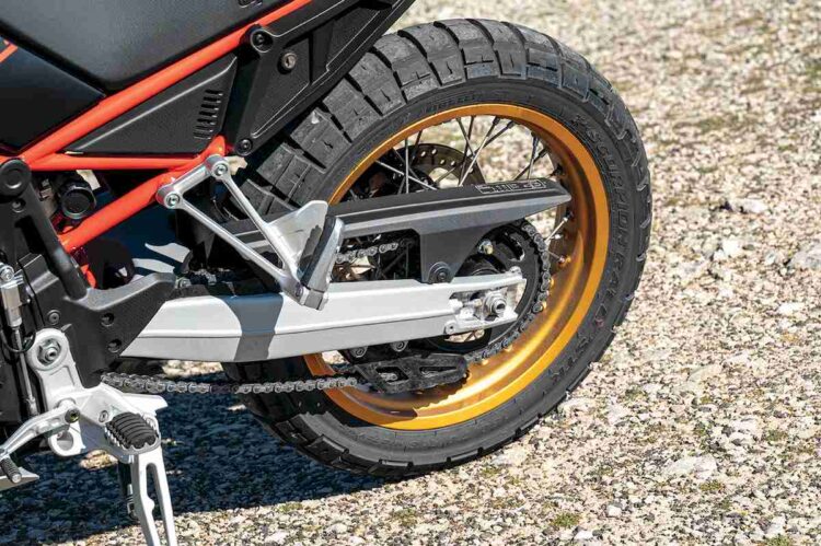 Contacto | Aprilia Tuareg Rally | Mais que uma trail