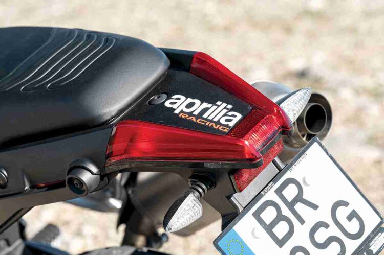 Contacto | Aprilia Tuareg Rally | Mais que uma trail