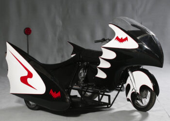 Yamaha Batmoto vai a leilão