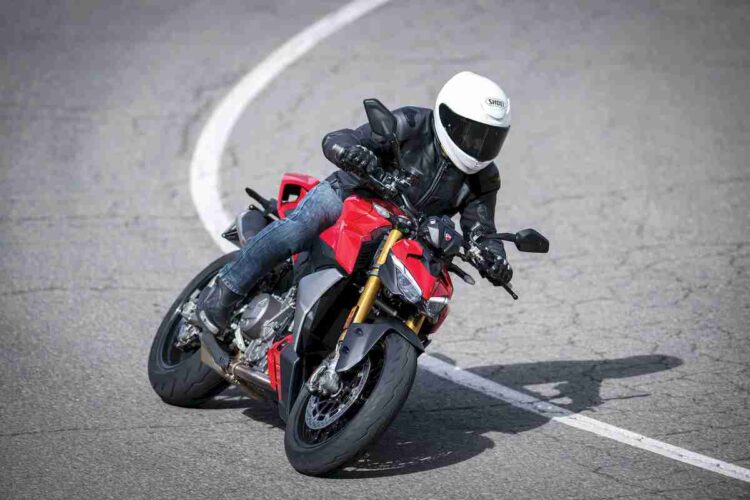 Contacto | Ducati Streetfighter V2S | Diversão absoluta